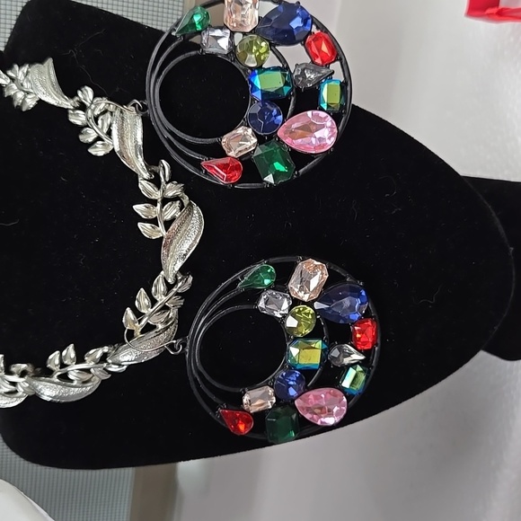 Colorful Fuax Gemstone Black Tone  Big  Earrings - Picture 14 of 17